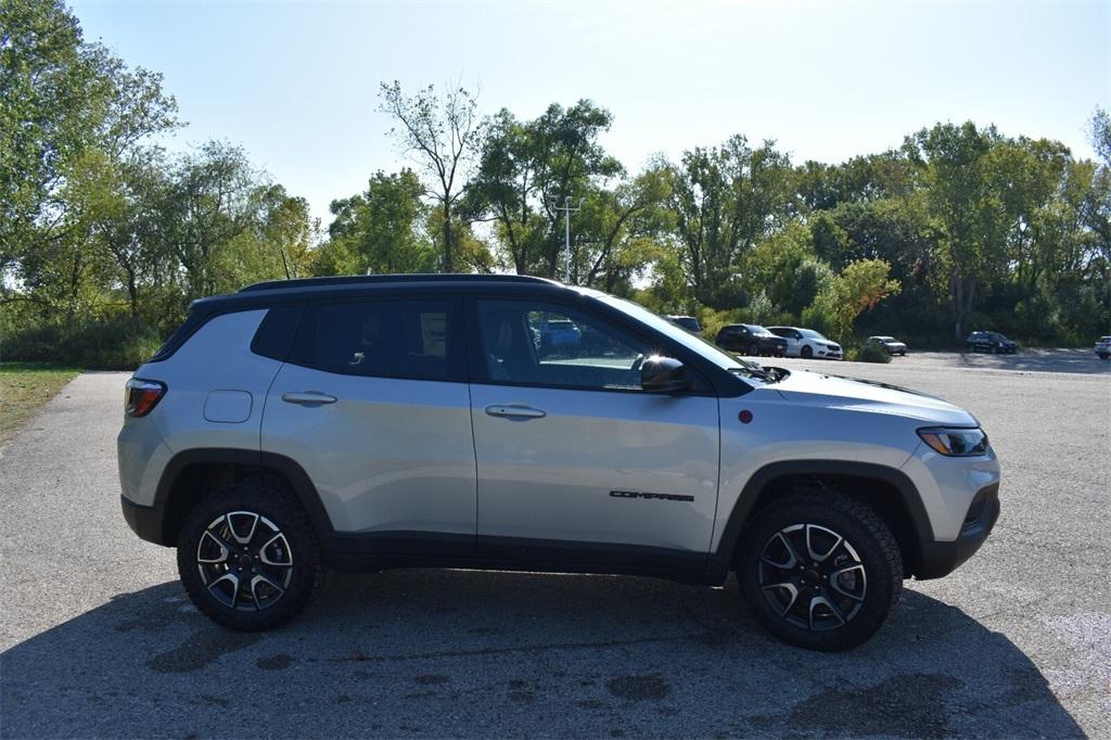 new 2026 Jeep Compass car, priced at $32,380