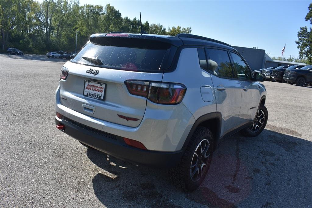 new 2026 Jeep Compass car, priced at $32,380
