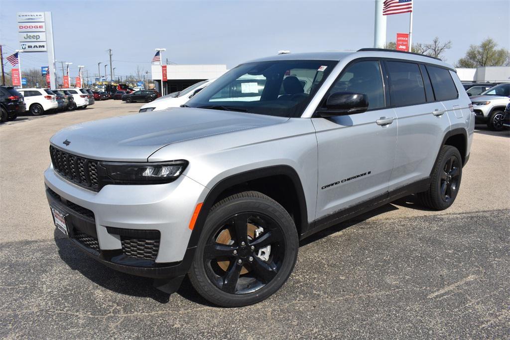 new 2025 Jeep Grand Cherokee L car, priced at $39,995