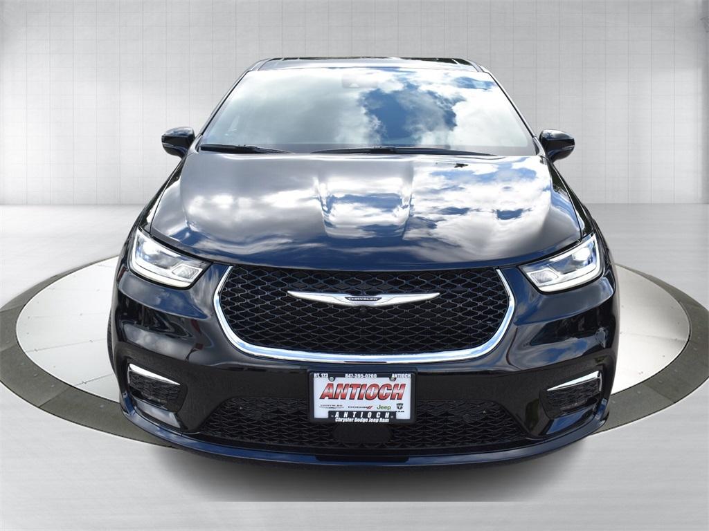new 2026 Chrysler Pacifica car, priced at $43,432