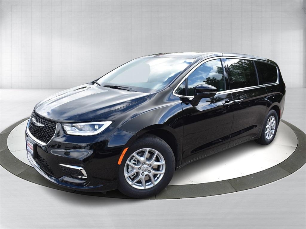 new 2026 Chrysler Pacifica car, priced at $43,432