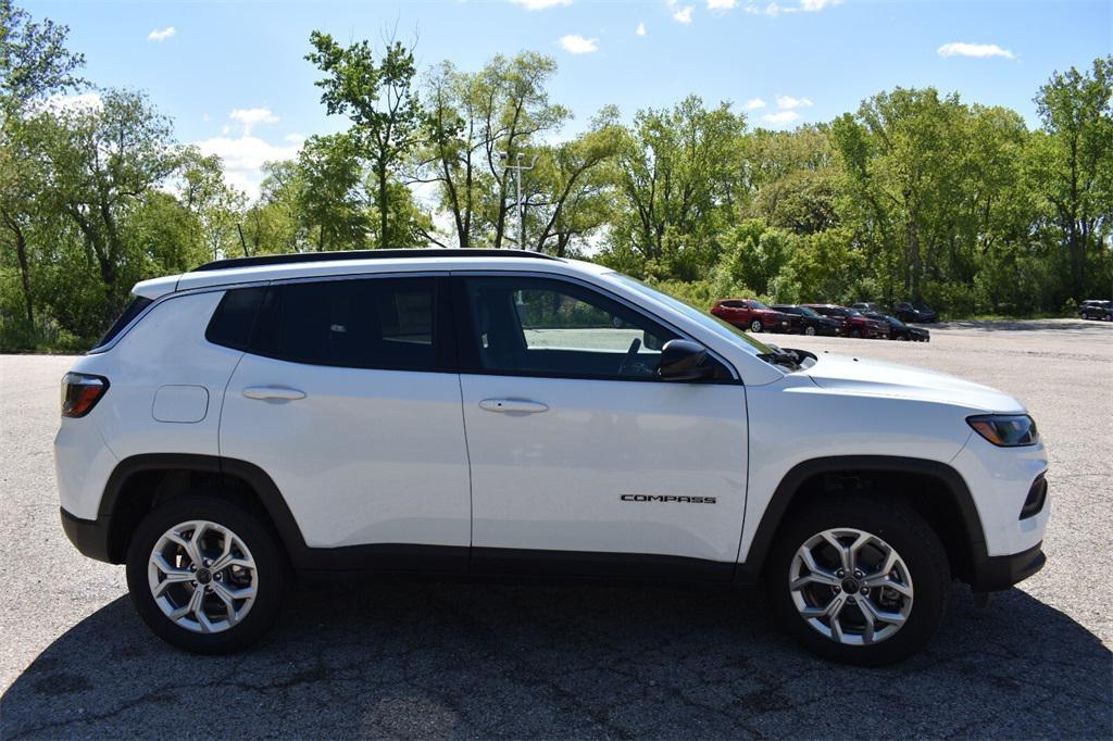 new 2025 Jeep Compass car, priced at $26,498