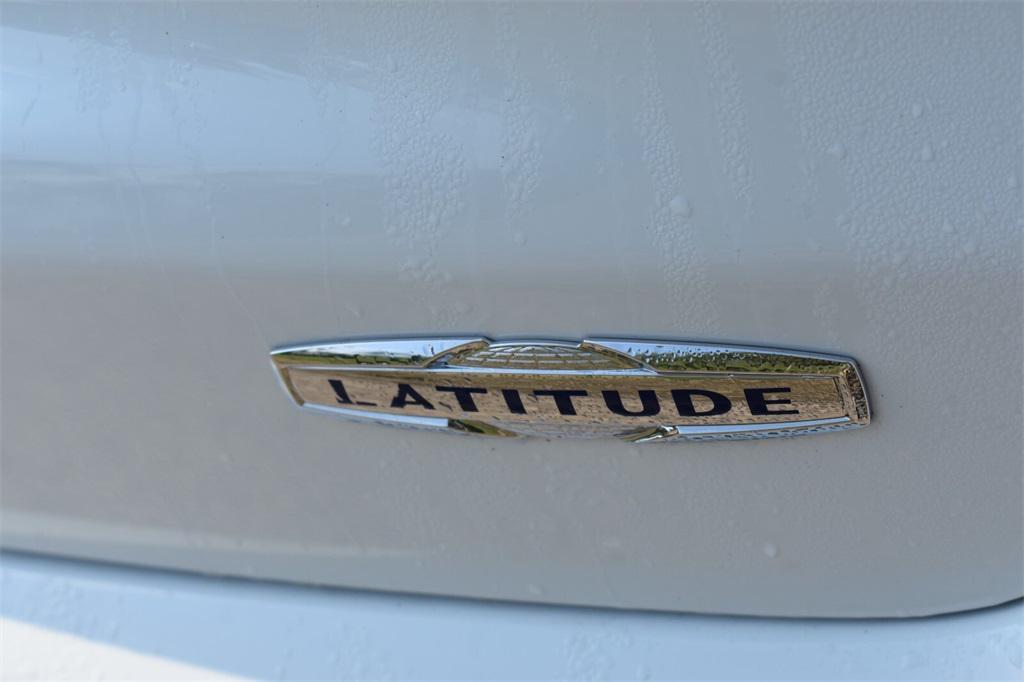 new 2025 Jeep Compass car, priced at $26,495