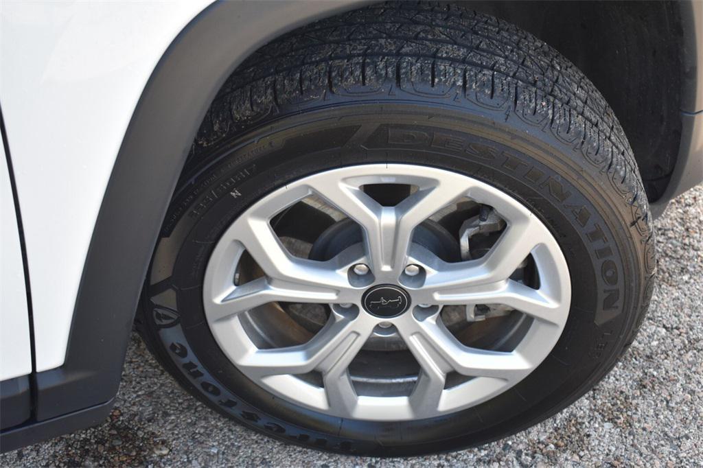 new 2025 Jeep Compass car, priced at $26,495