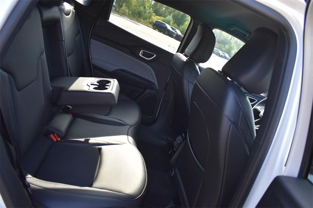 new 2025 Jeep Compass car, priced at $26,495