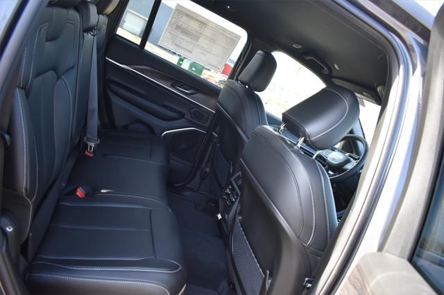 new 2025 Jeep Grand Cherokee car, priced at $45,188