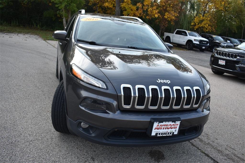 used 2016 Jeep Cherokee car, priced at $11,877