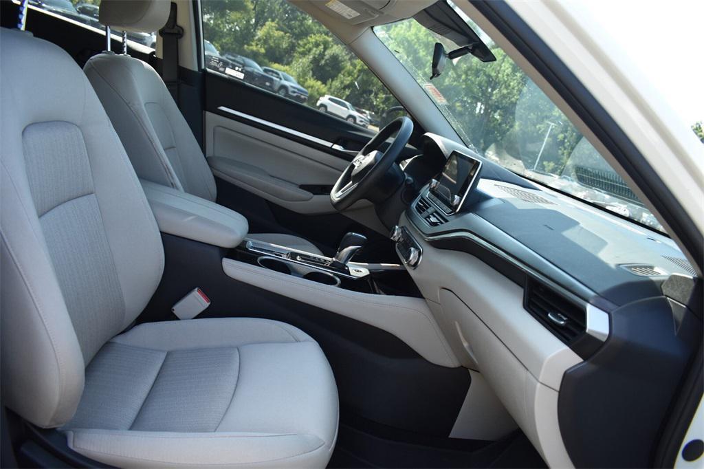 used 2023 Nissan Altima car, priced at $22,677