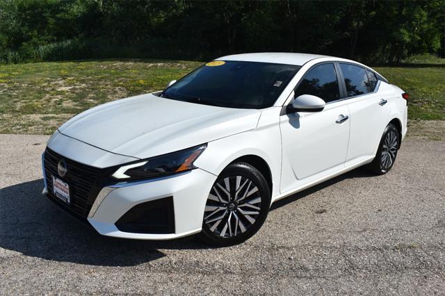 used 2023 Nissan Altima car, priced at $23,377