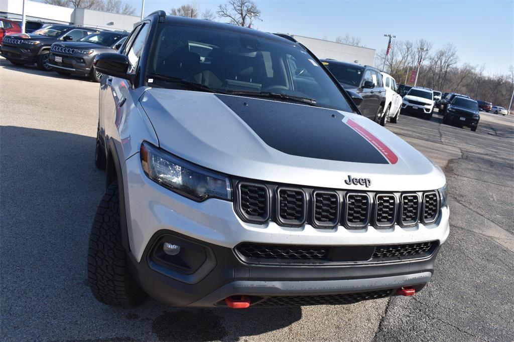 used 2025 Jeep Compass car, priced at $25,677
