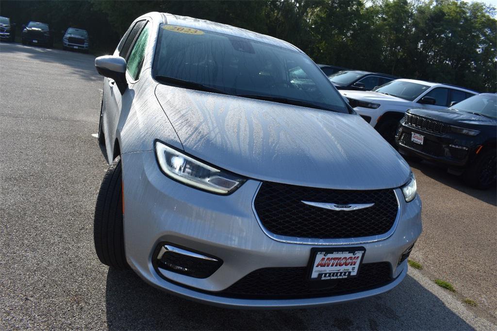used 2023 Chrysler Pacifica car, priced at $35,177