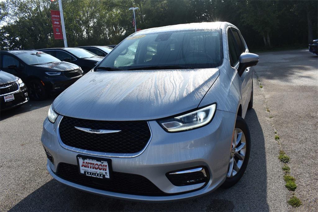 used 2023 Chrysler Pacifica car, priced at $35,177