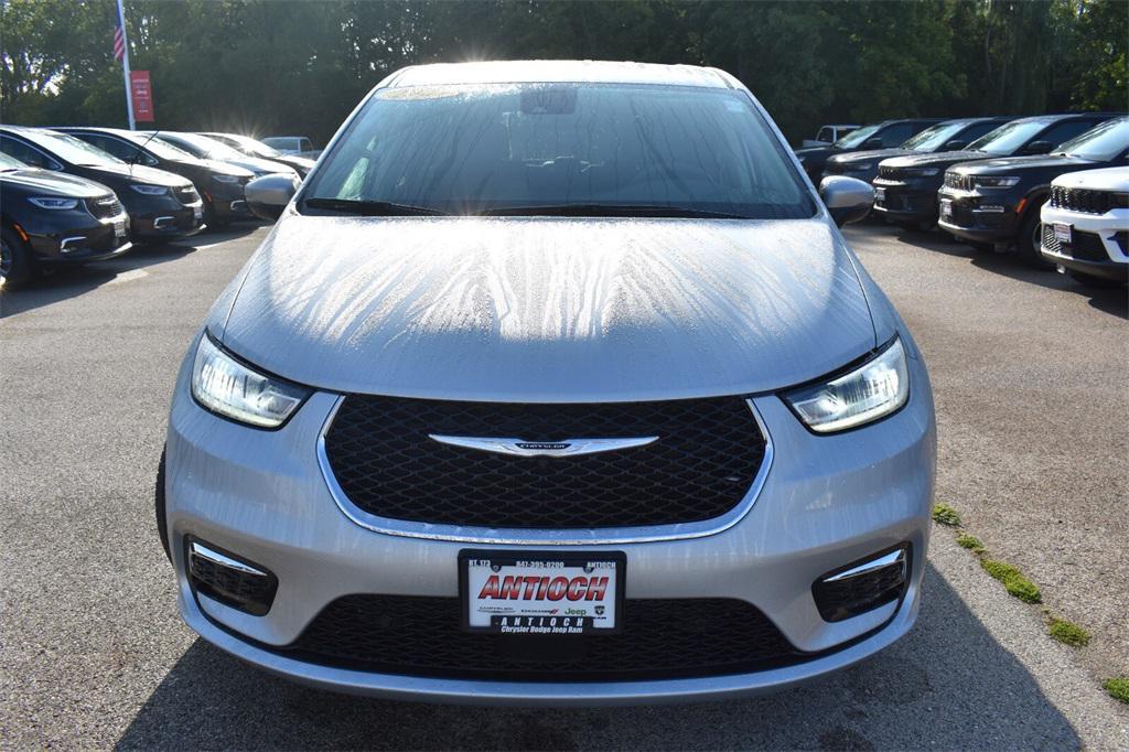 used 2023 Chrysler Pacifica car, priced at $35,177