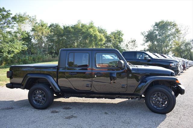 new 2024 Jeep Gladiator car, priced at $45,514