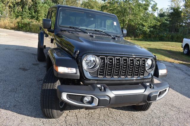 new 2024 Jeep Gladiator car, priced at $45,514