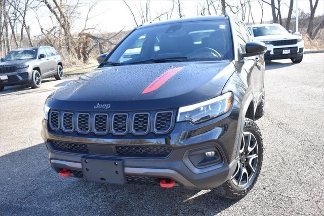 new 2025 Jeep Compass car, priced at $30,644