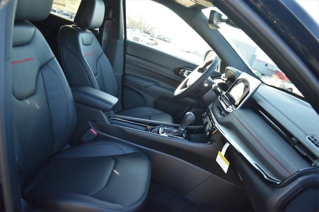 new 2025 Jeep Compass car, priced at $30,644
