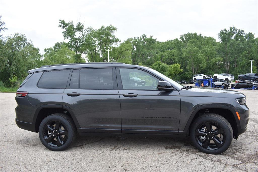 new 2025 Jeep Grand Cherokee L car, priced at $49,642