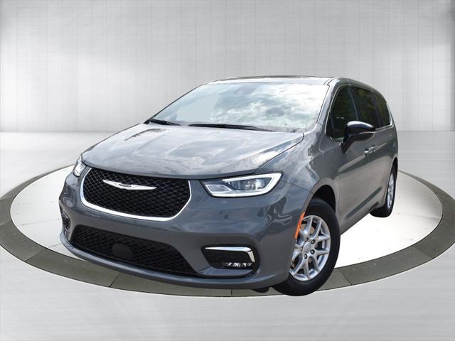 new 2025 Chrysler Pacifica car
