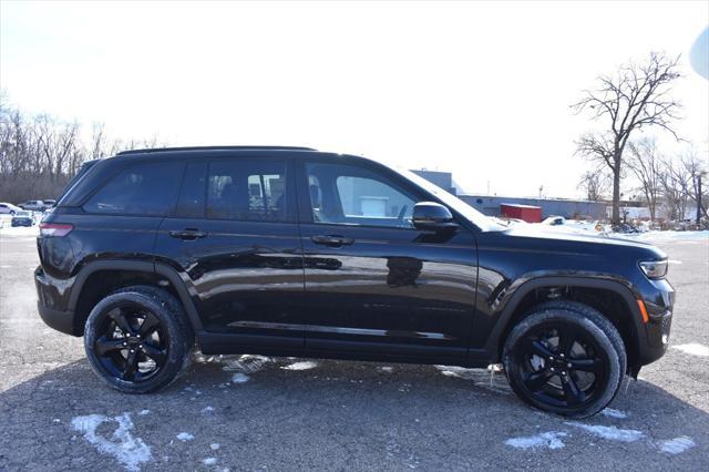 new 2025 Jeep Grand Cherokee car, priced at $41,146