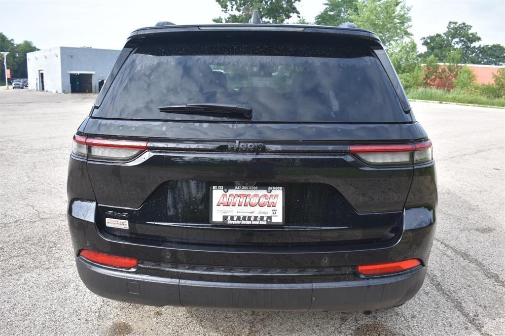new 2025 Jeep Grand Cherokee car, priced at $39,965