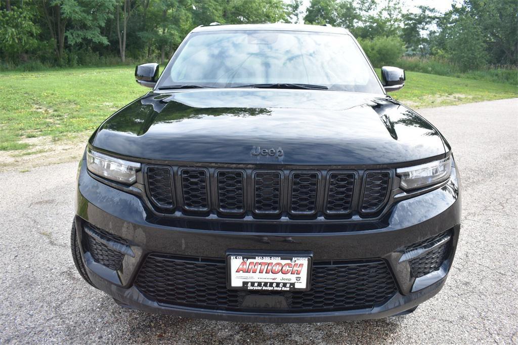 new 2025 Jeep Grand Cherokee car, priced at $39,965