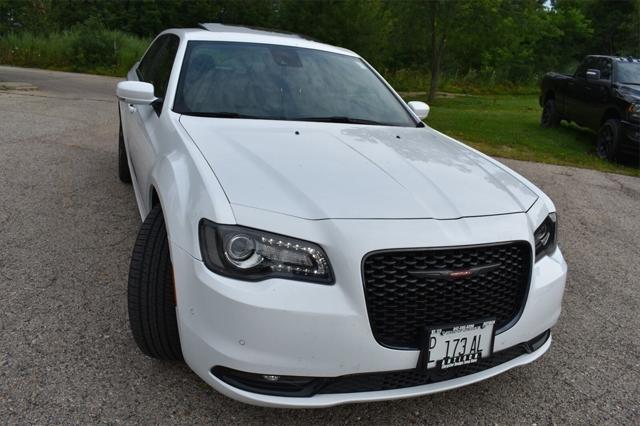 new 2023 Chrysler 300 car, priced at $39,472