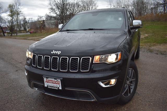 used 2017 Jeep Grand Cherokee car, priced at $17,646