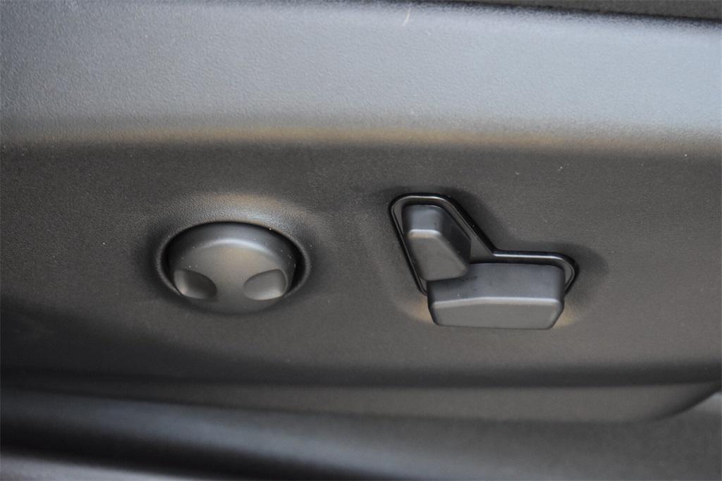 new 2026 Chrysler Pacifica car, priced at $53,400