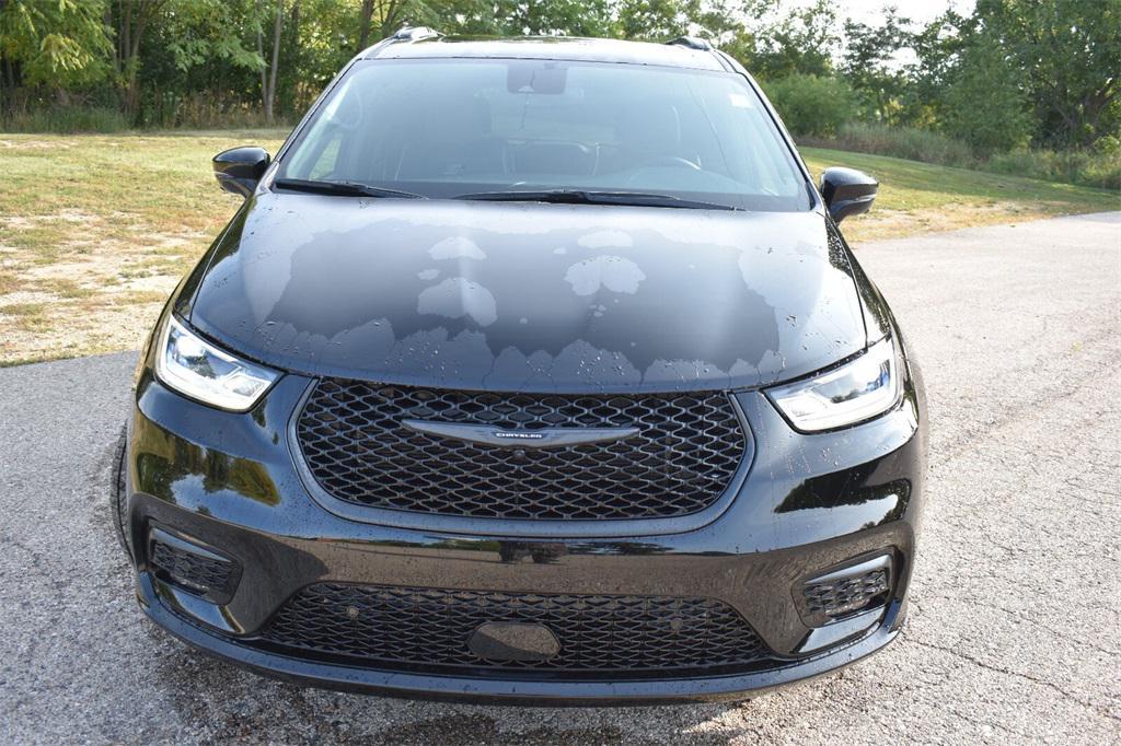 new 2026 Chrysler Pacifica car, priced at $53,400