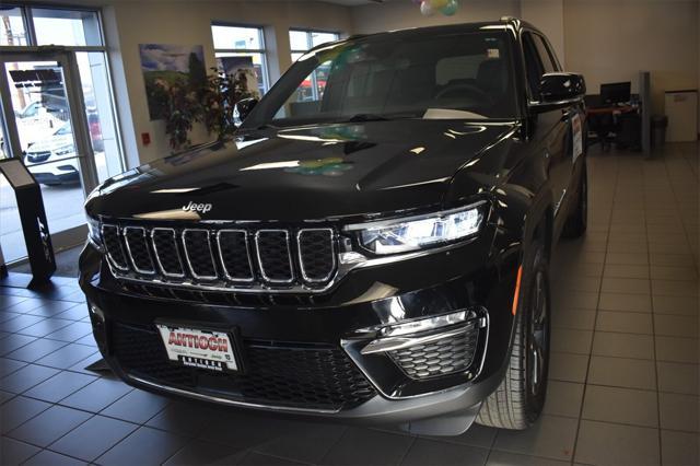 new 2024 Jeep Grand Cherokee car, priced at $48,495