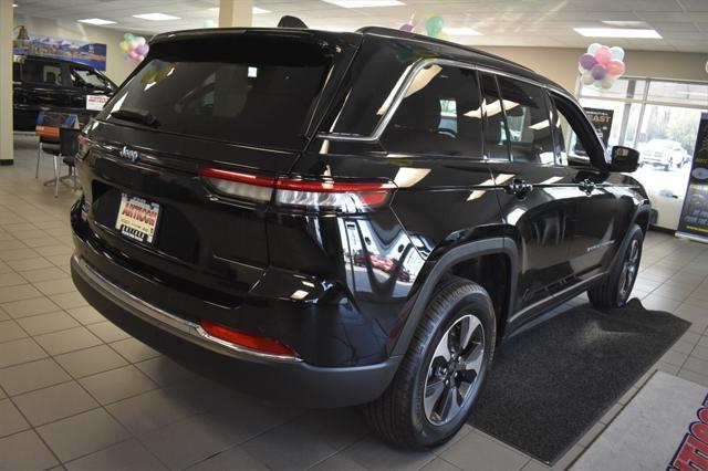 new 2024 Jeep Grand Cherokee car, priced at $48,495