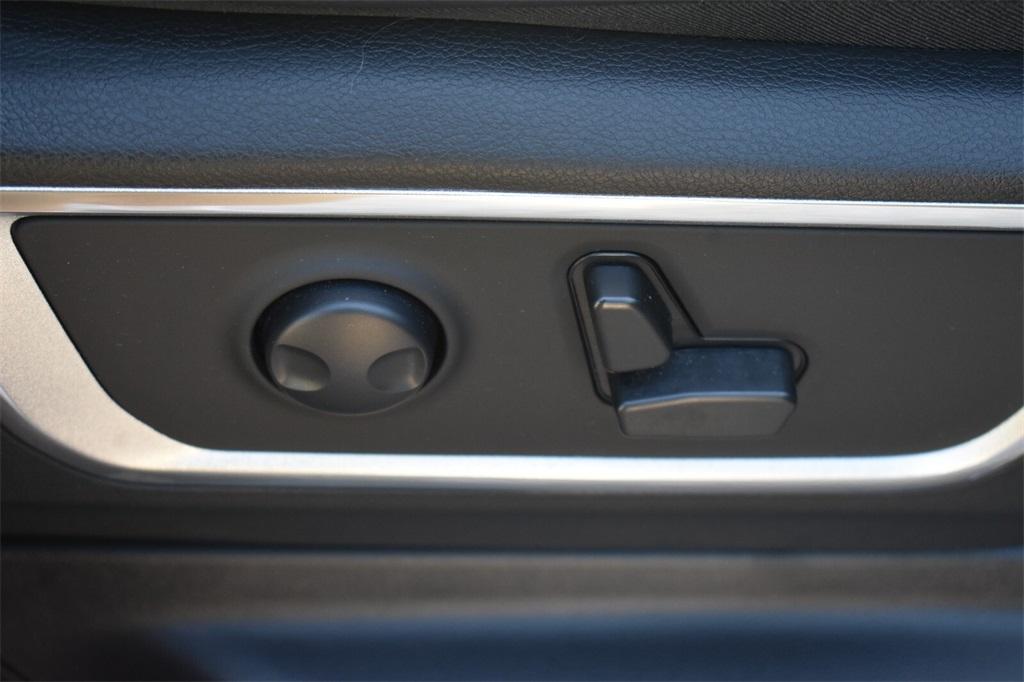 used 2022 Ram 1500 car, priced at $38,877