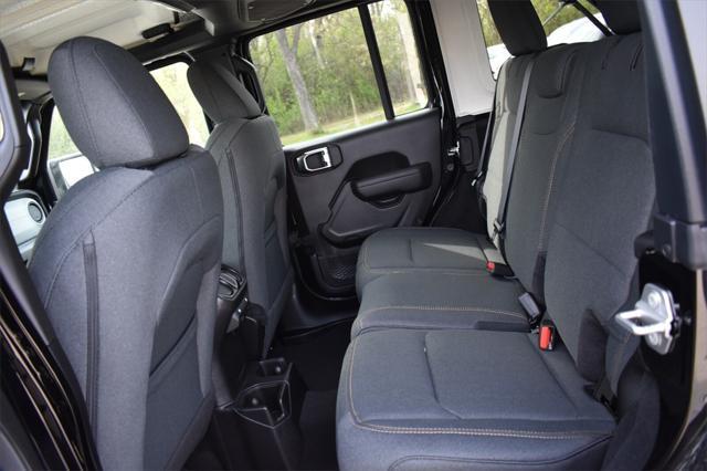 new 2025 Jeep Wrangler car, priced at $47,514