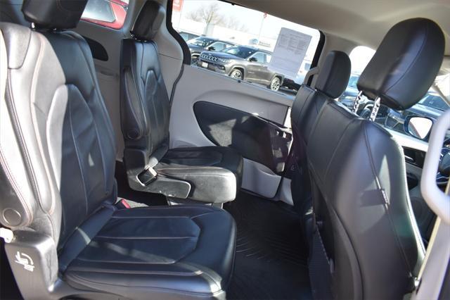 used 2017 Chrysler Pacifica car, priced at $10,995