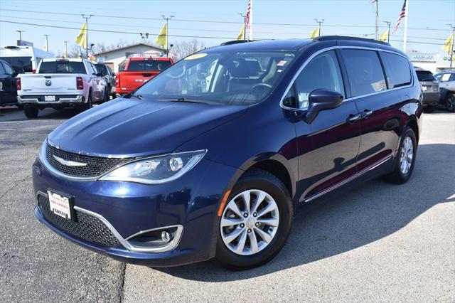 used 2017 Chrysler Pacifica car, priced at $10,995