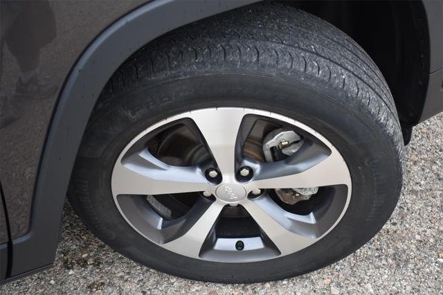 used 2021 Jeep Cherokee car, priced at $25,477