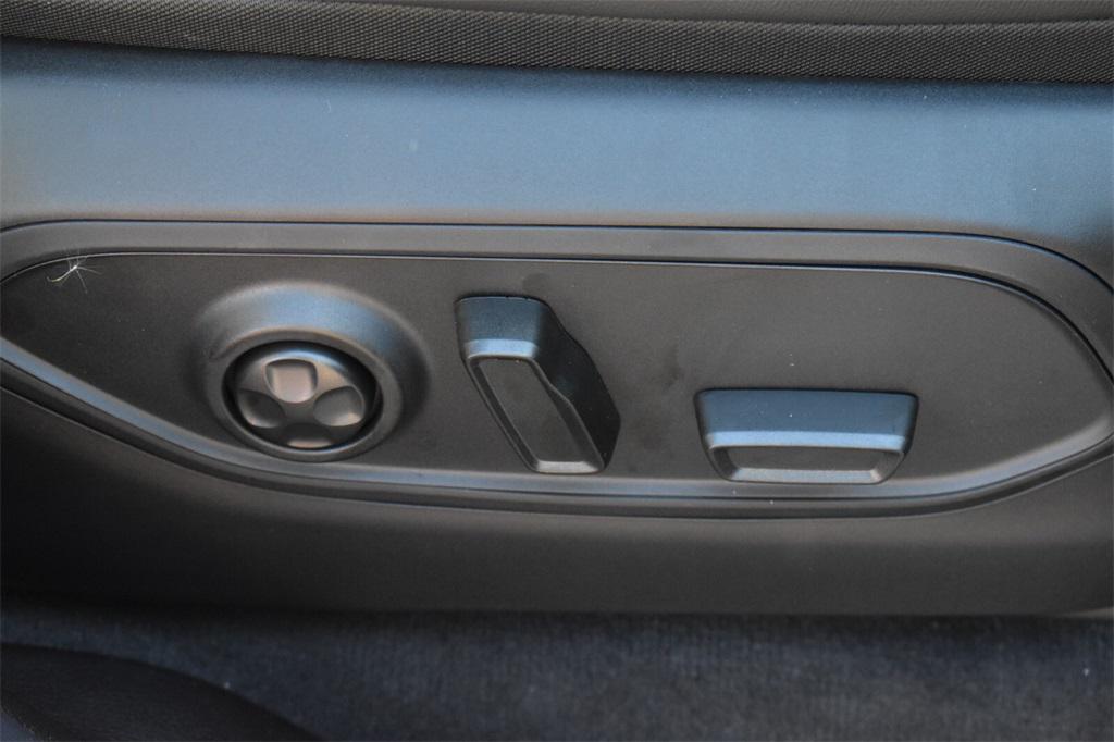 new 2025 Jeep Grand Cherokee car, priced at $49,086