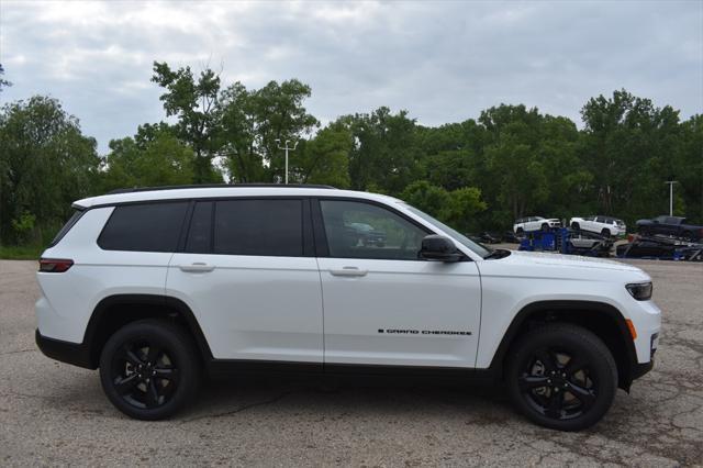 new 2025 Jeep Grand Cherokee L car, priced at $48,474