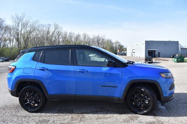 new 2024 Jeep Compass car, priced at $26,995