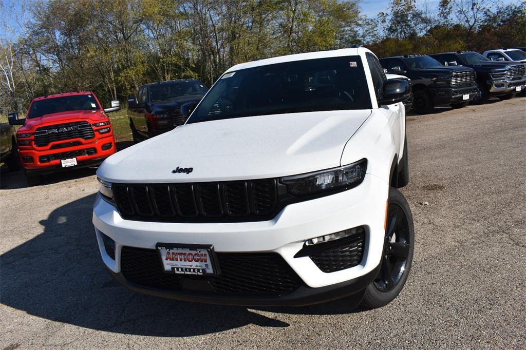 new 2025 Jeep Grand Cherokee car, priced at $49,488