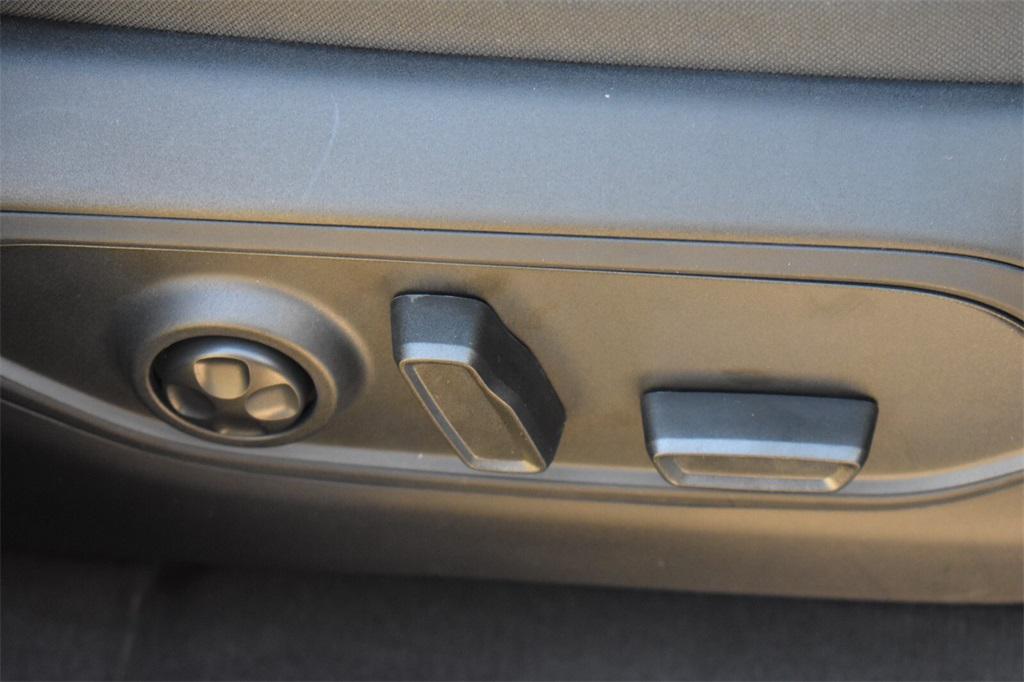 new 2025 Jeep Grand Cherokee L car, priced at $44,995