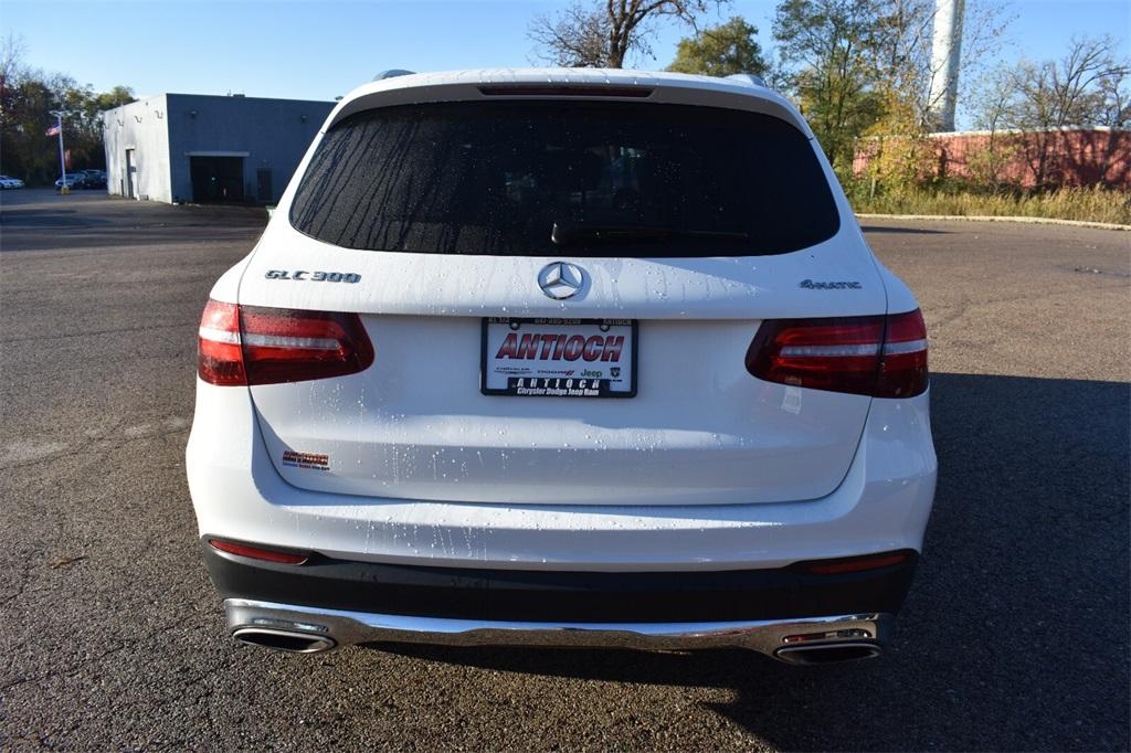 used 2019 Mercedes-Benz GLC 300 car, priced at $19,577