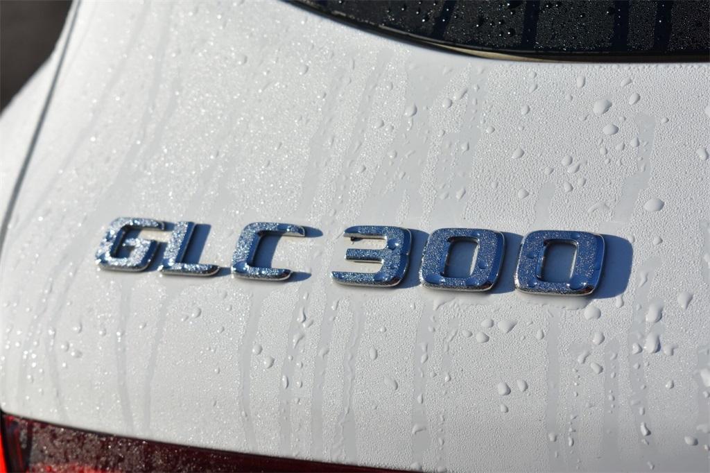 used 2019 Mercedes-Benz GLC 300 car, priced at $19,577