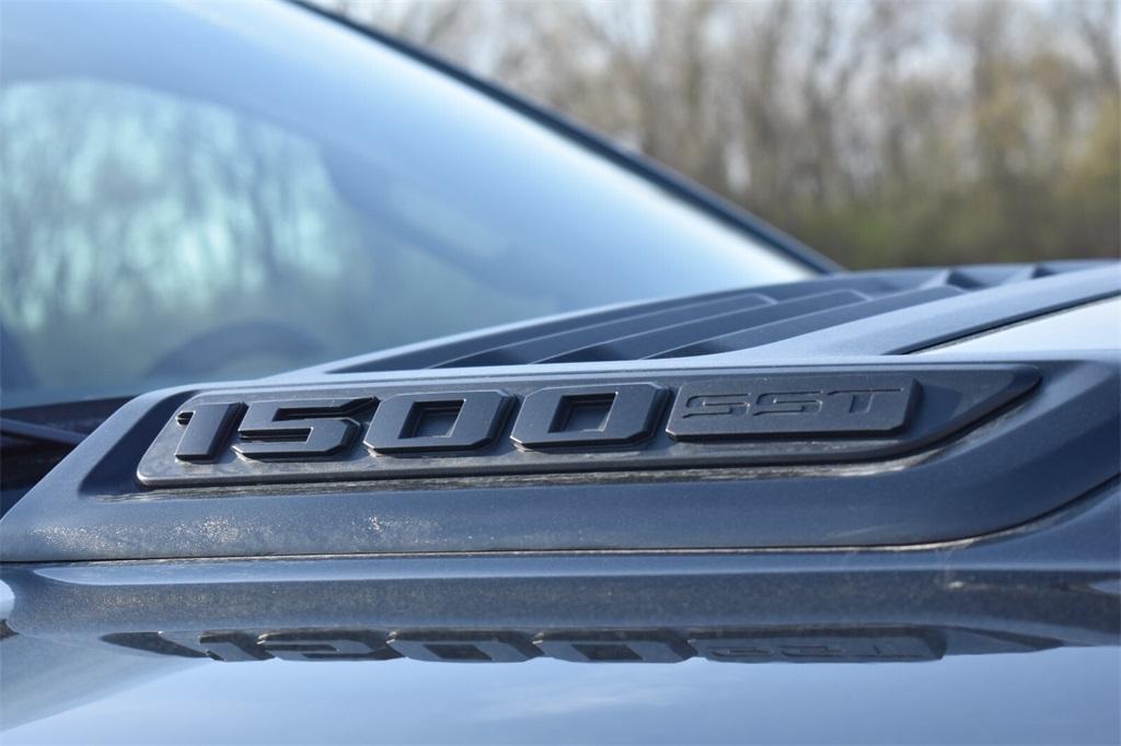 new 2025 Ram 1500 car, priced at $59,129