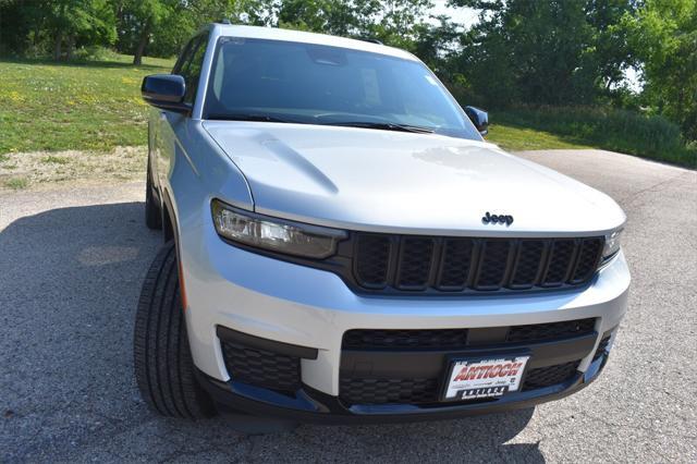 new 2025 Jeep Grand Cherokee L car, priced at $41,952