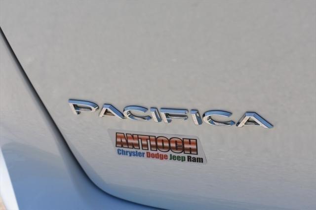 new 2024 Chrysler Pacifica car, priced at $45,671