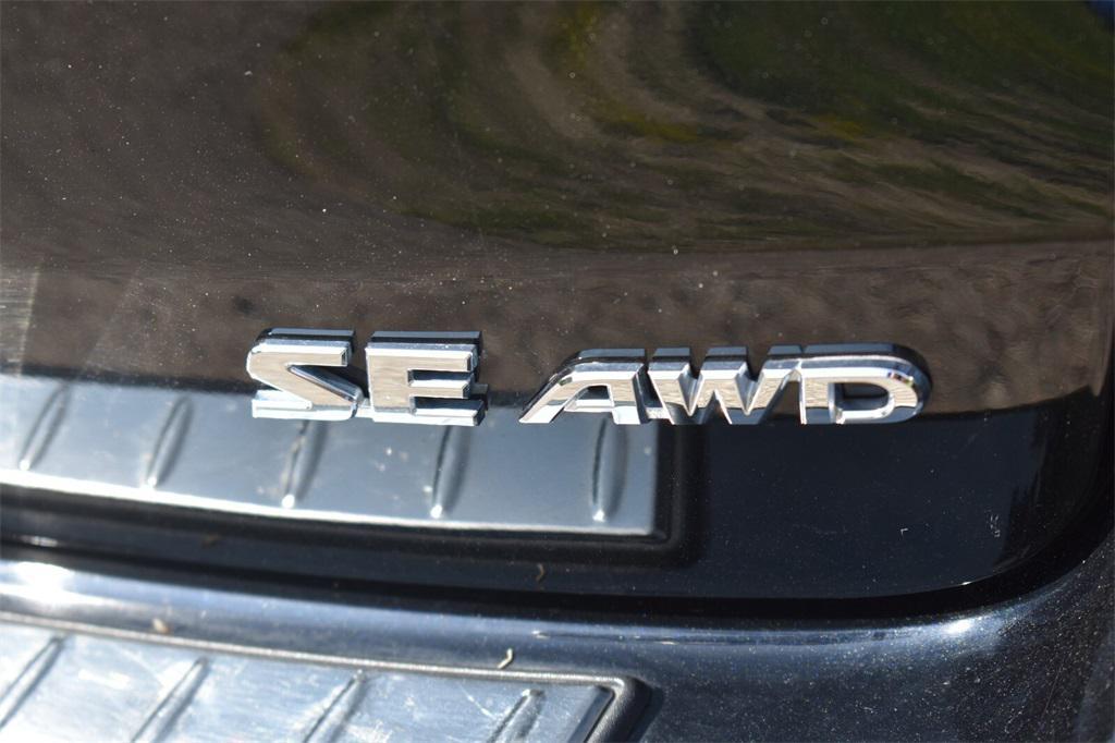 used 2019 Toyota Highlander car, priced at $25,777