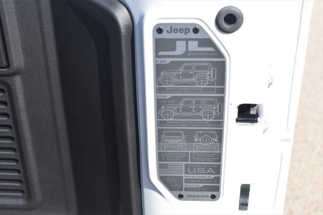 new 2025 Jeep Wrangler car, priced at $47,005