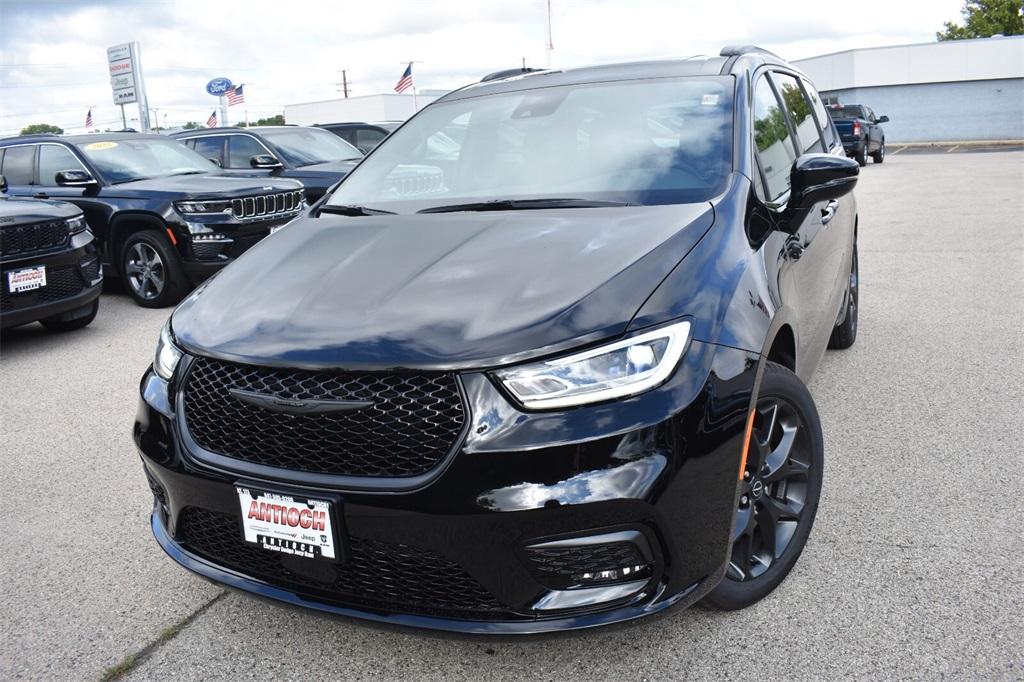 new 2026 Chrysler Pacifica car, priced at $50,325